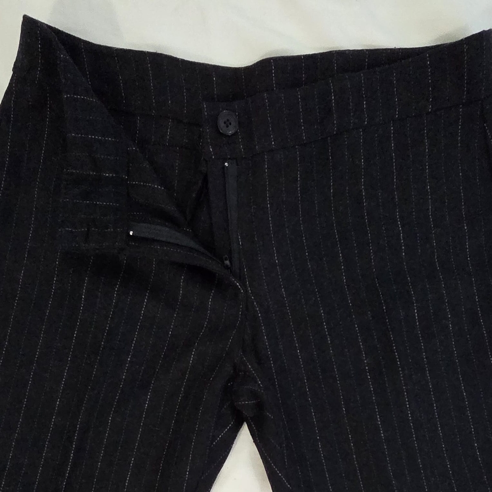 WOMEN Pinstripe Ankle Cropped Black Pants